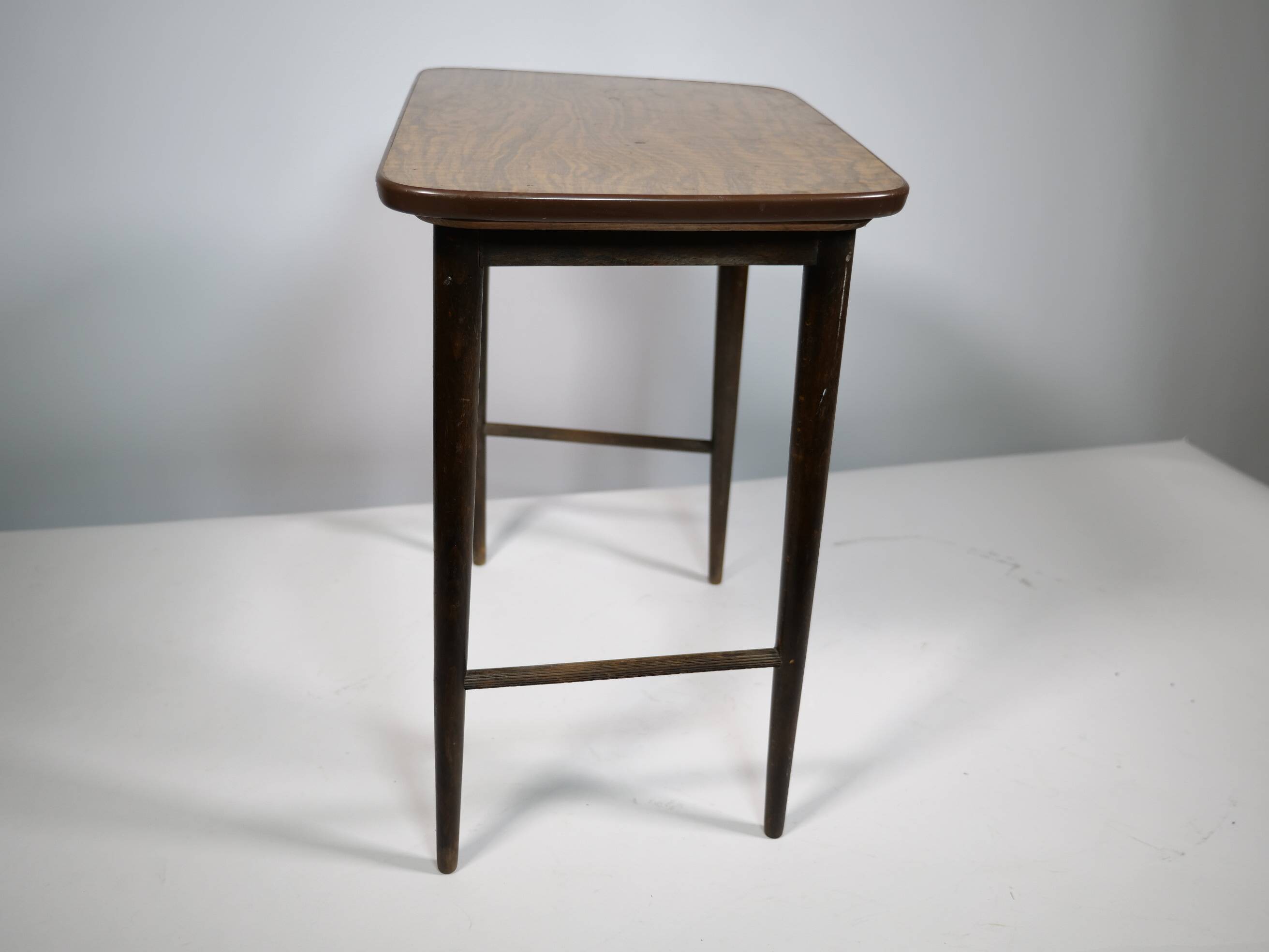 Table d'appoint en teck, années 1960