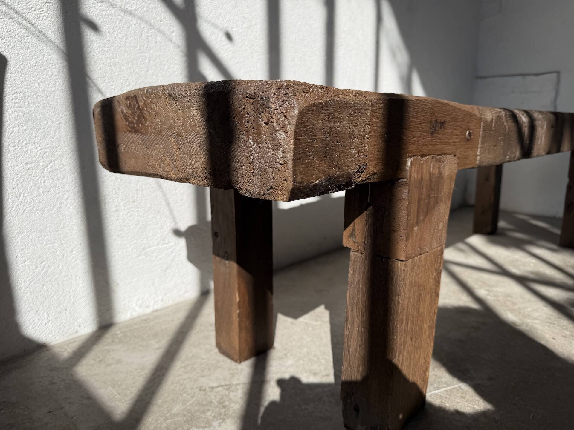 Brutalist Oak Bench – Unique Piece, 20th Century Folk Art