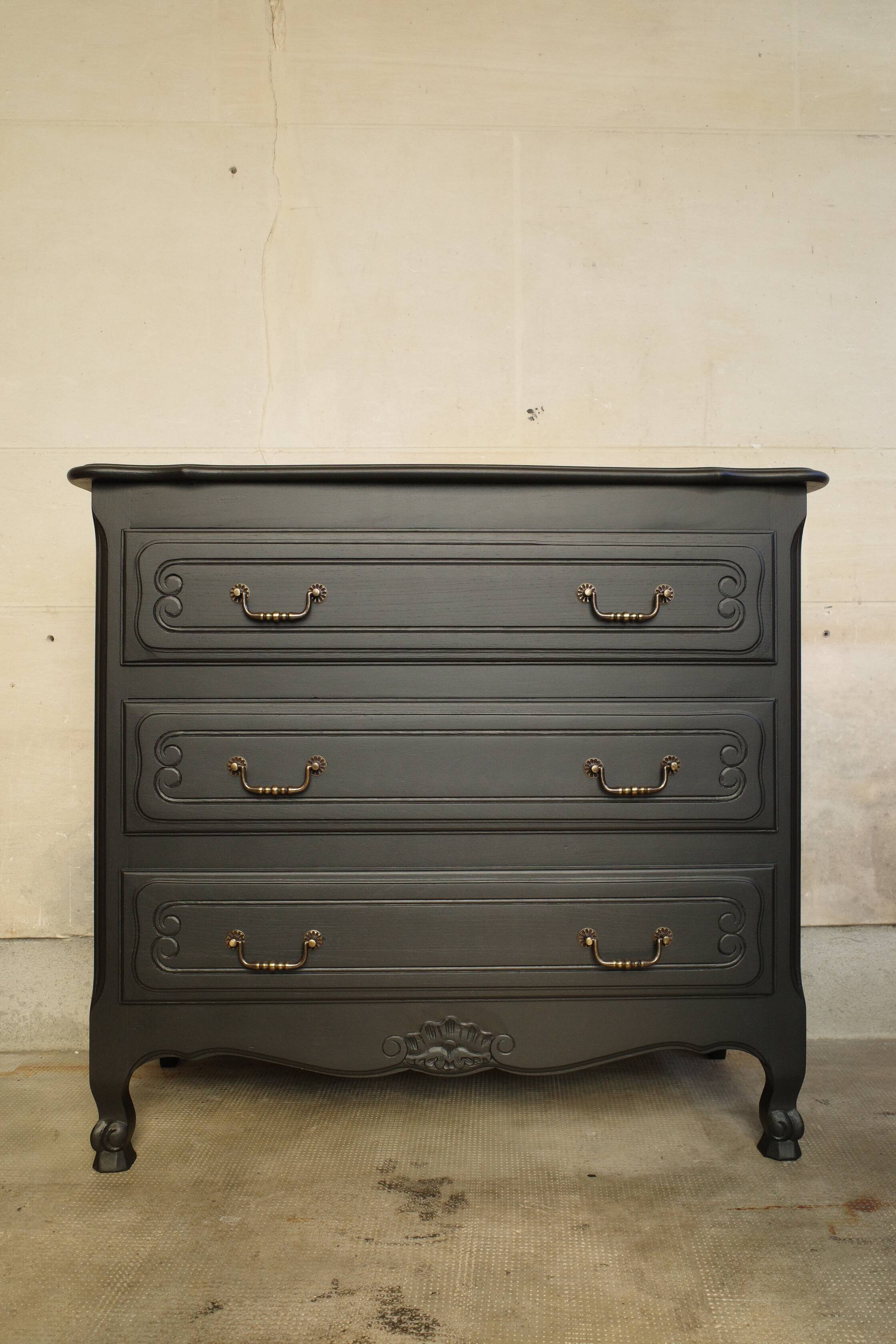 Vintage chest of drawers restyled in black