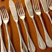 Christofle Perles 12-piece fish cutlery set, excellent condition