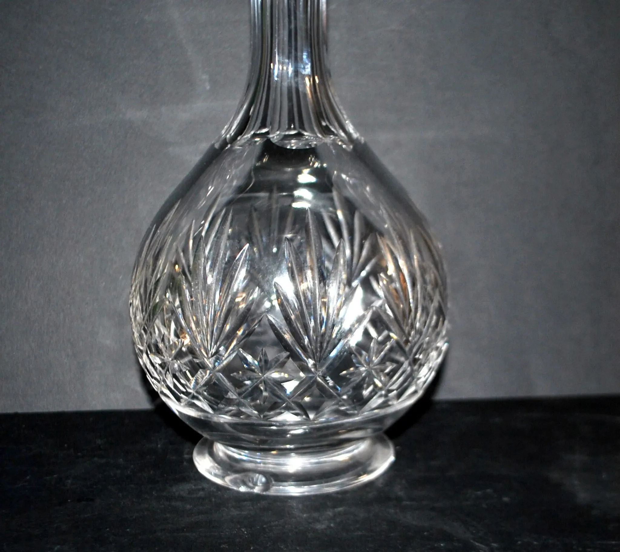 Cut crystal wine carafe Saint-Louis model VIC Massenet 1930 H34cm