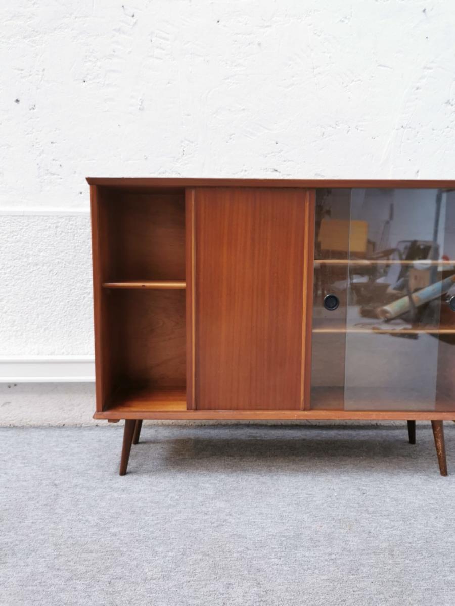 Compass foot showcase