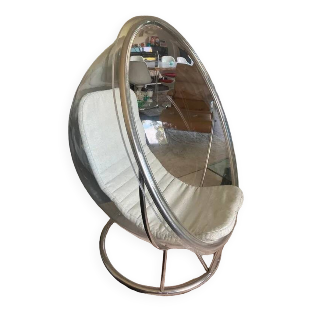 Kelly Hoppen ball chair from 2000 Selency