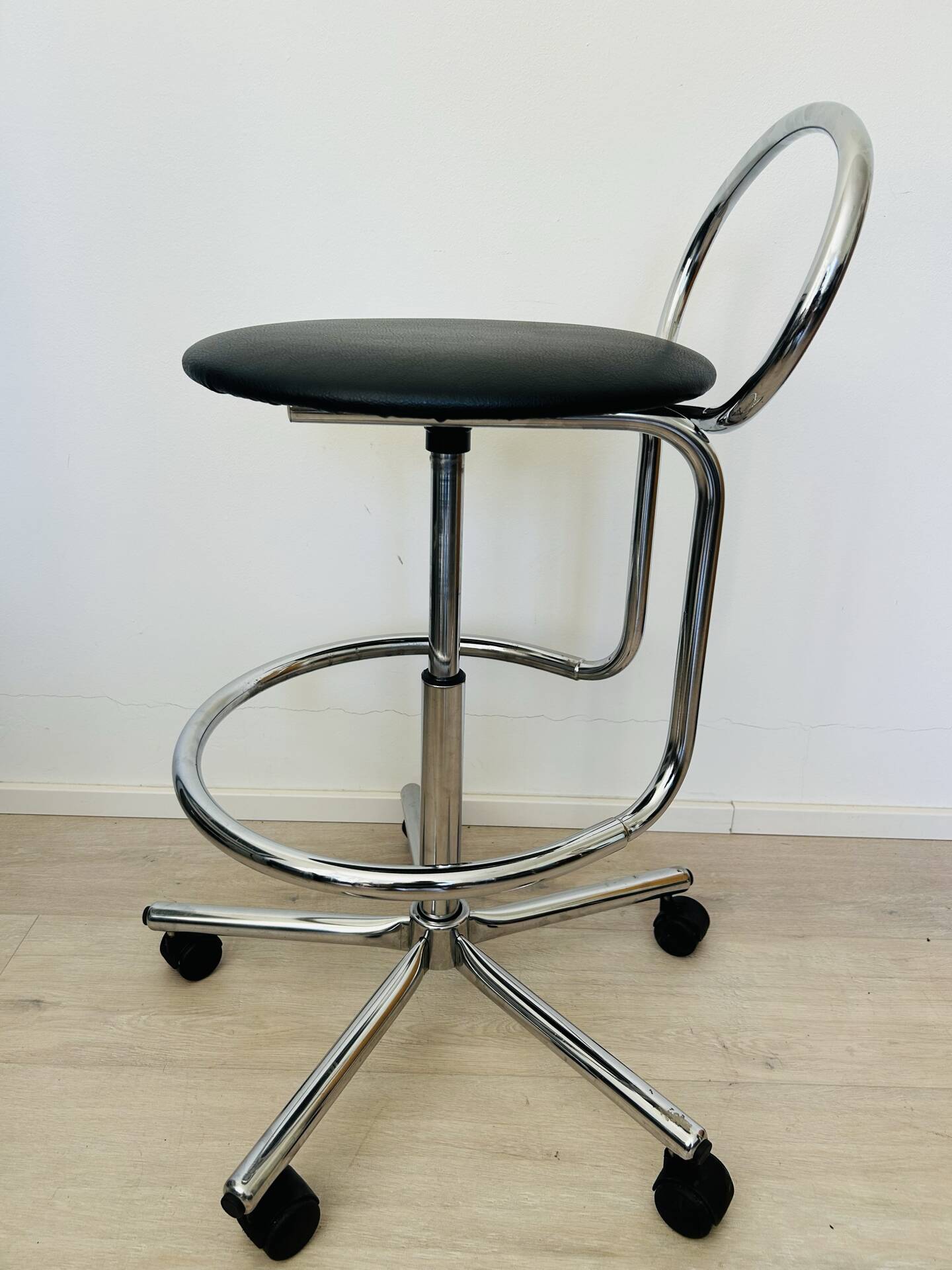 Fully Restored Kovona Bar Stool by Kovona, Czechoslovakia 1970’s