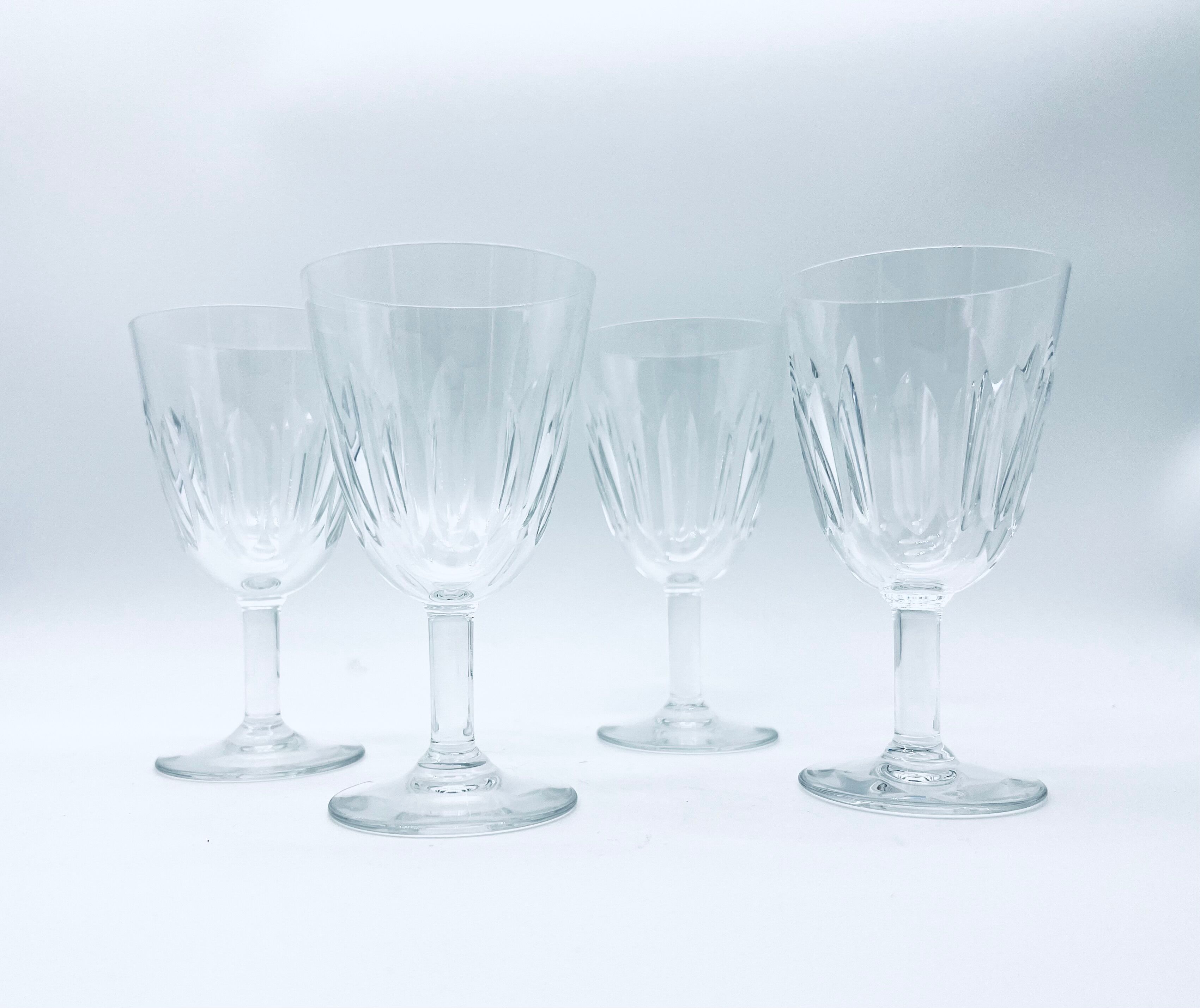 Set of 4 glasses of wine Baccarat model Cassino