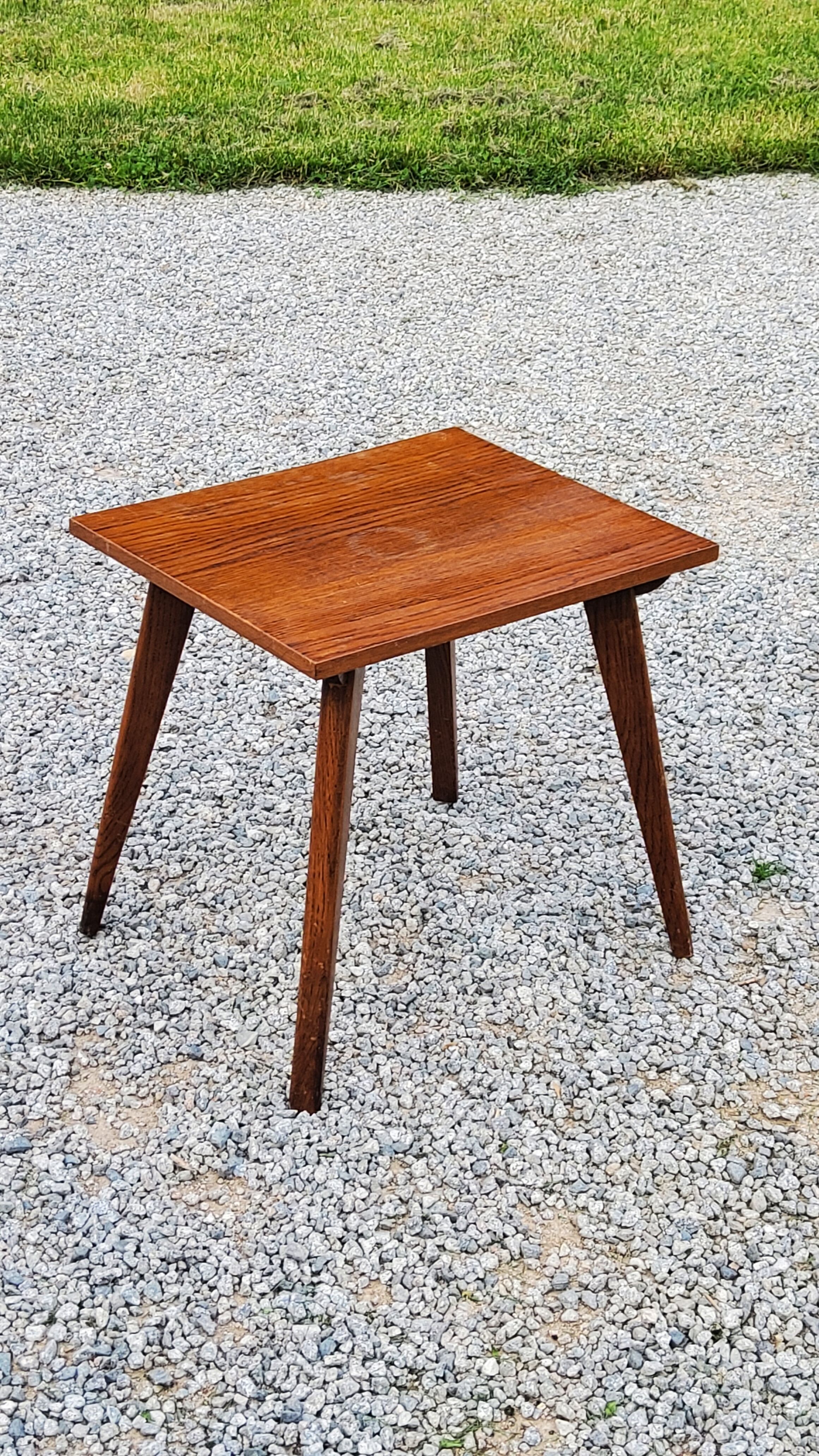 Vintage oak coffee table from the 50s feet compass