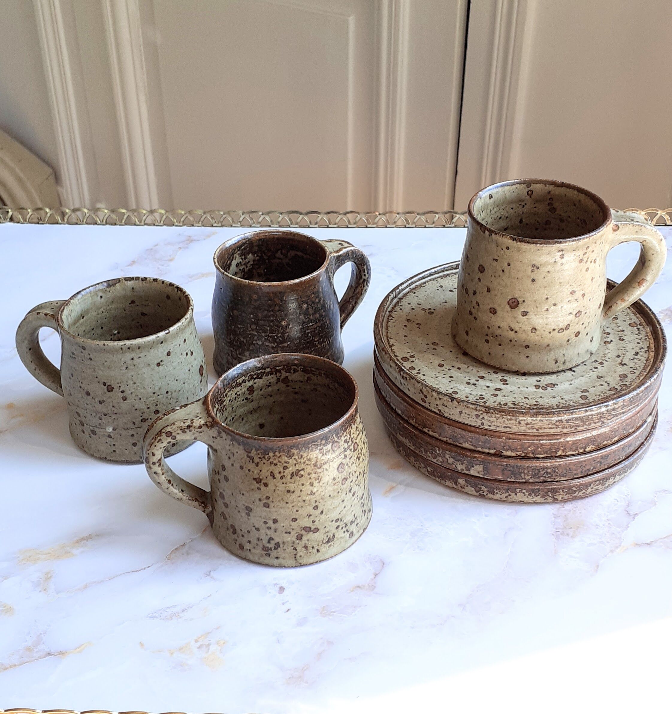 Service de tasses à café vintage en grès