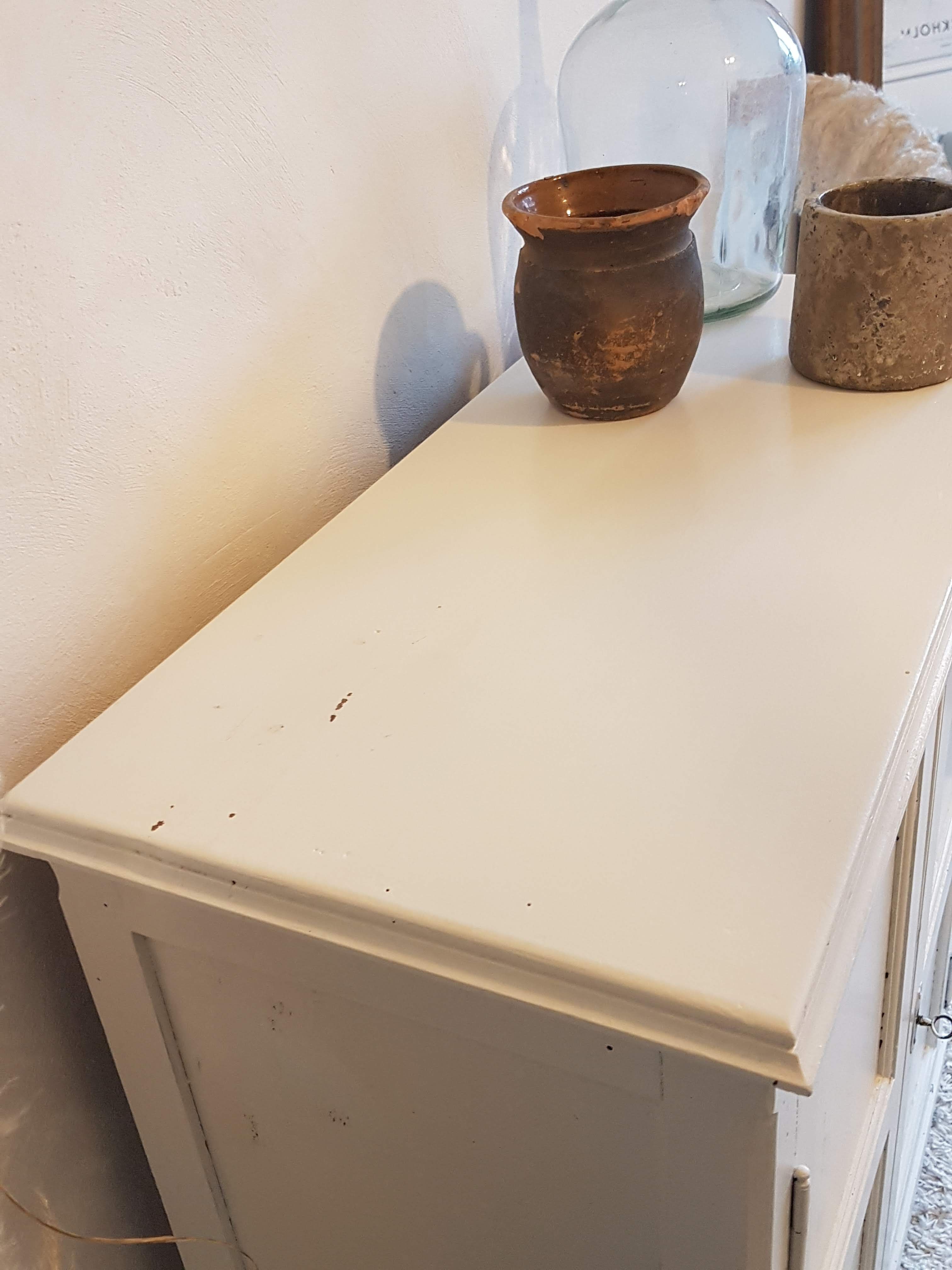 Old white Parisian buffet