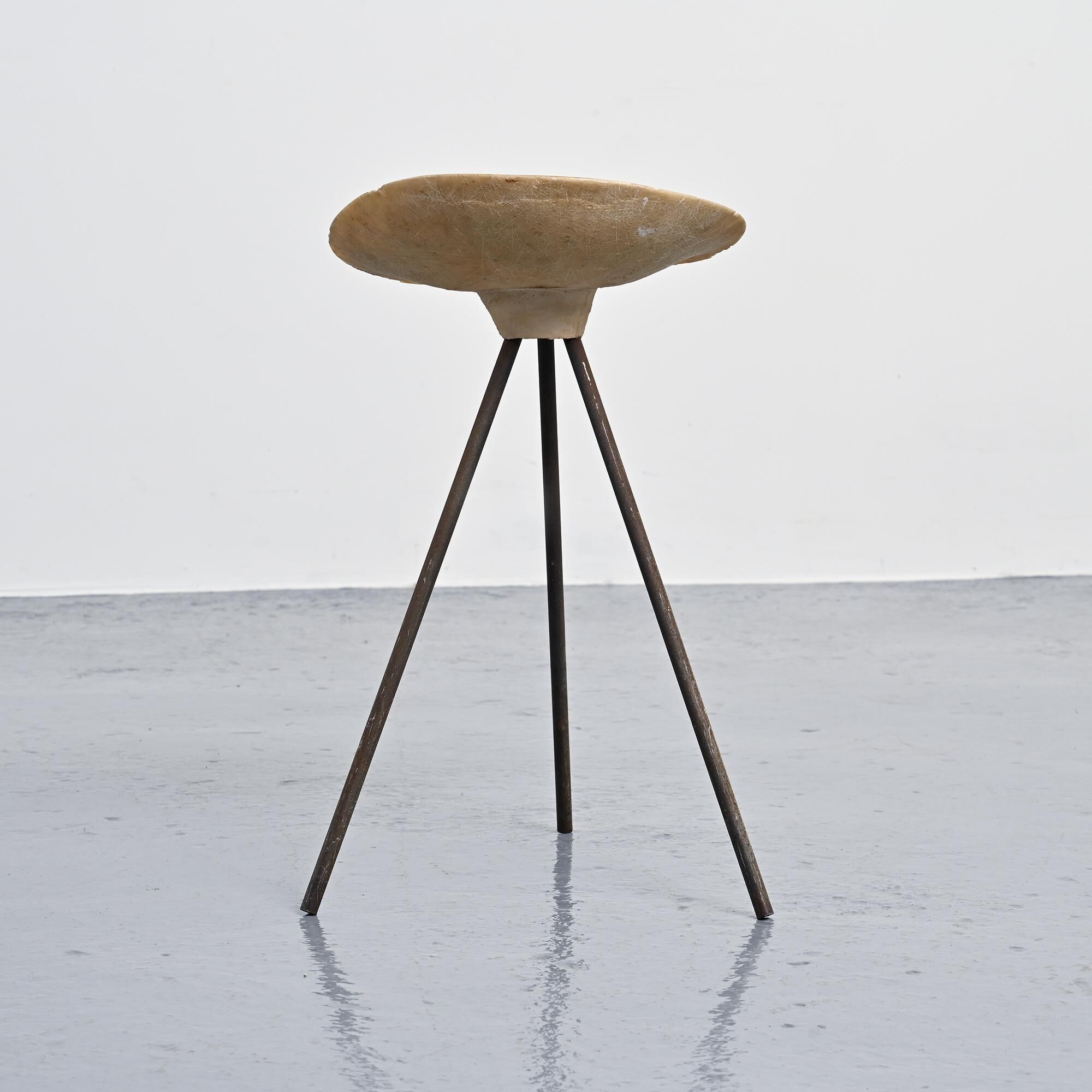 Tabouret en fibre de verre par Jean-Raymond Picard, vers 1955