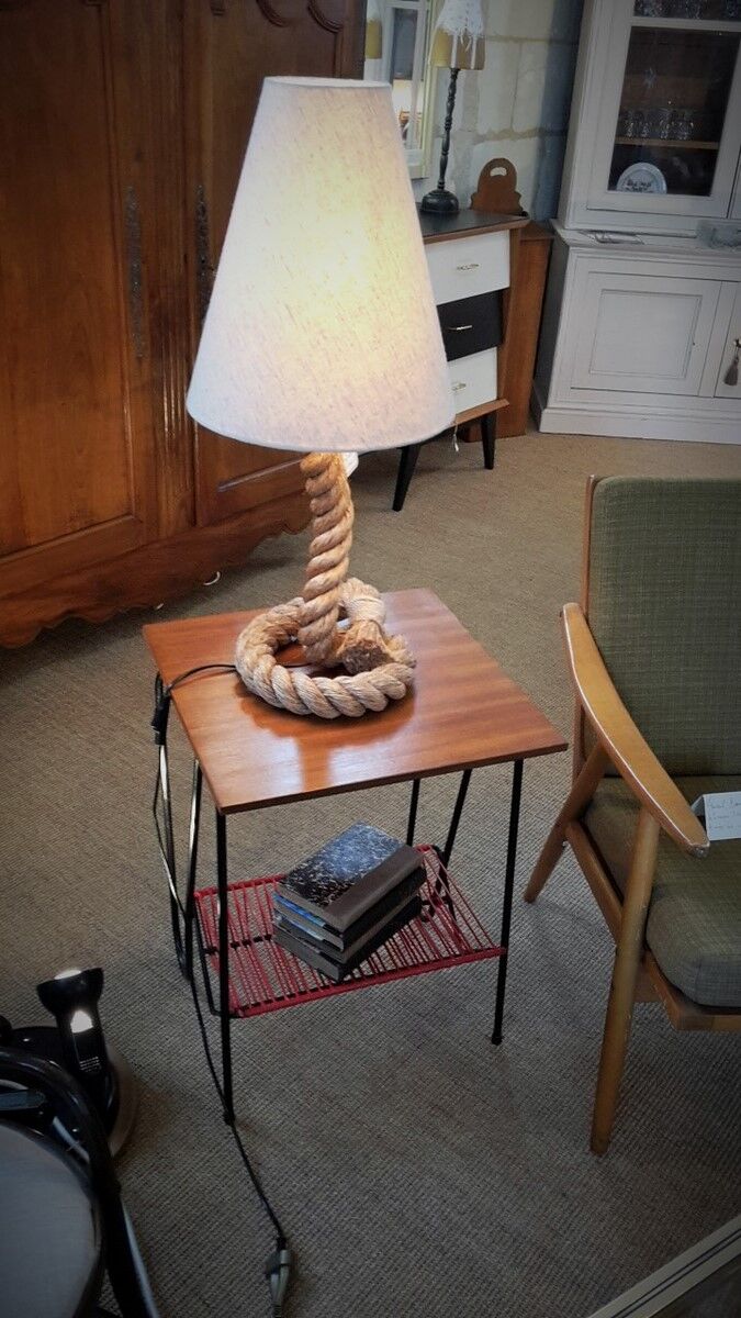 Table porte revue vintage scoubidou