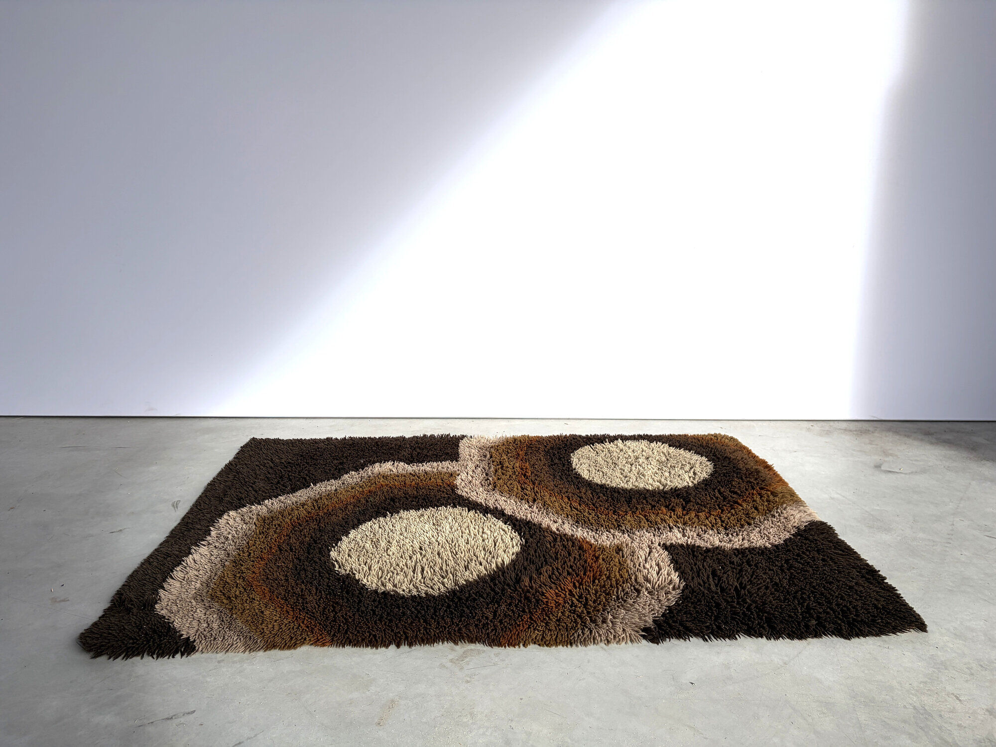 Vintage modernist rug by Desso, 1970s