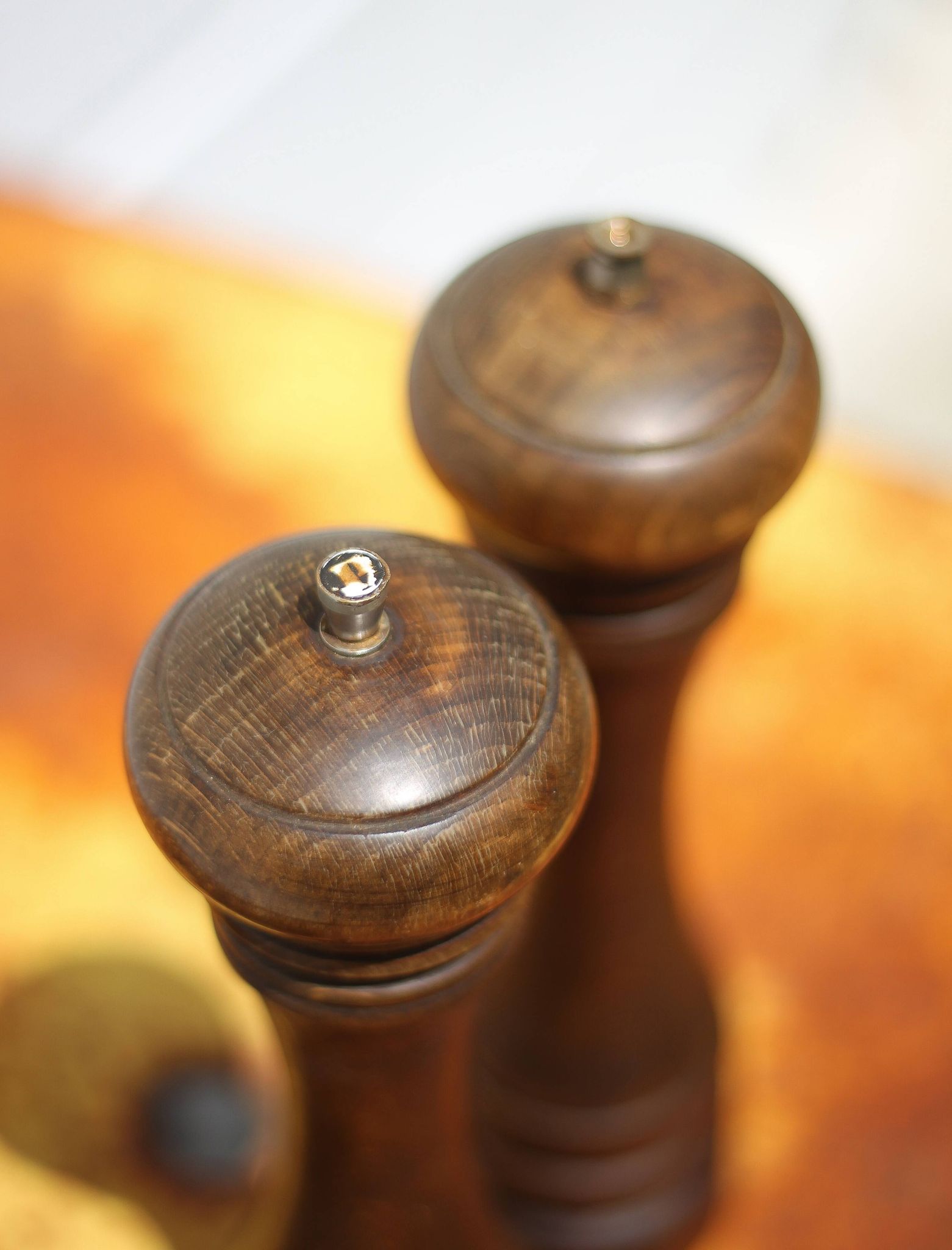 Marlux large model salt and pepper shaker, vintage wooden pepper mill and salt shaker