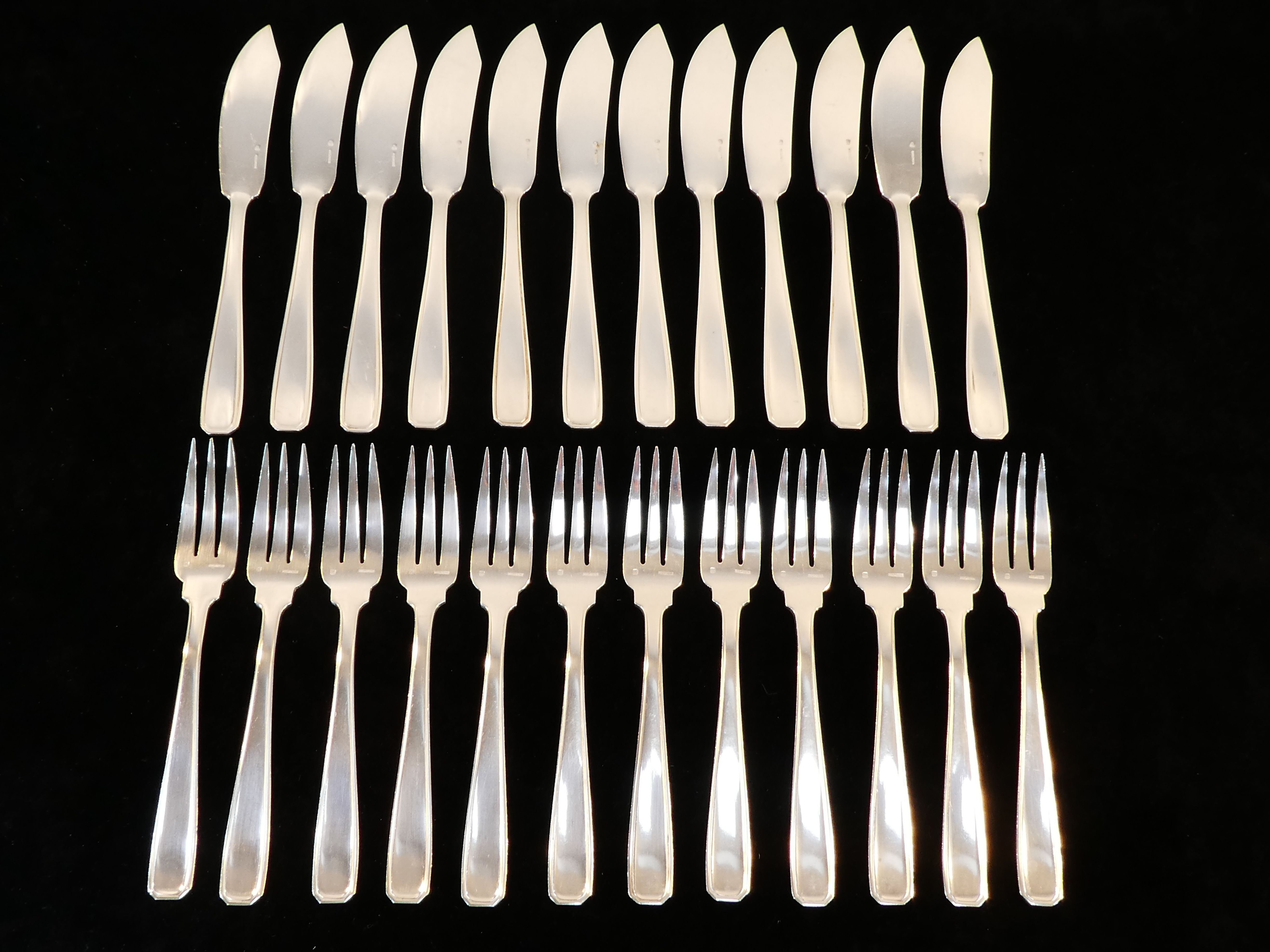 12 fish cutlery knife knife BOULENGER in silver metal Model SUZY
