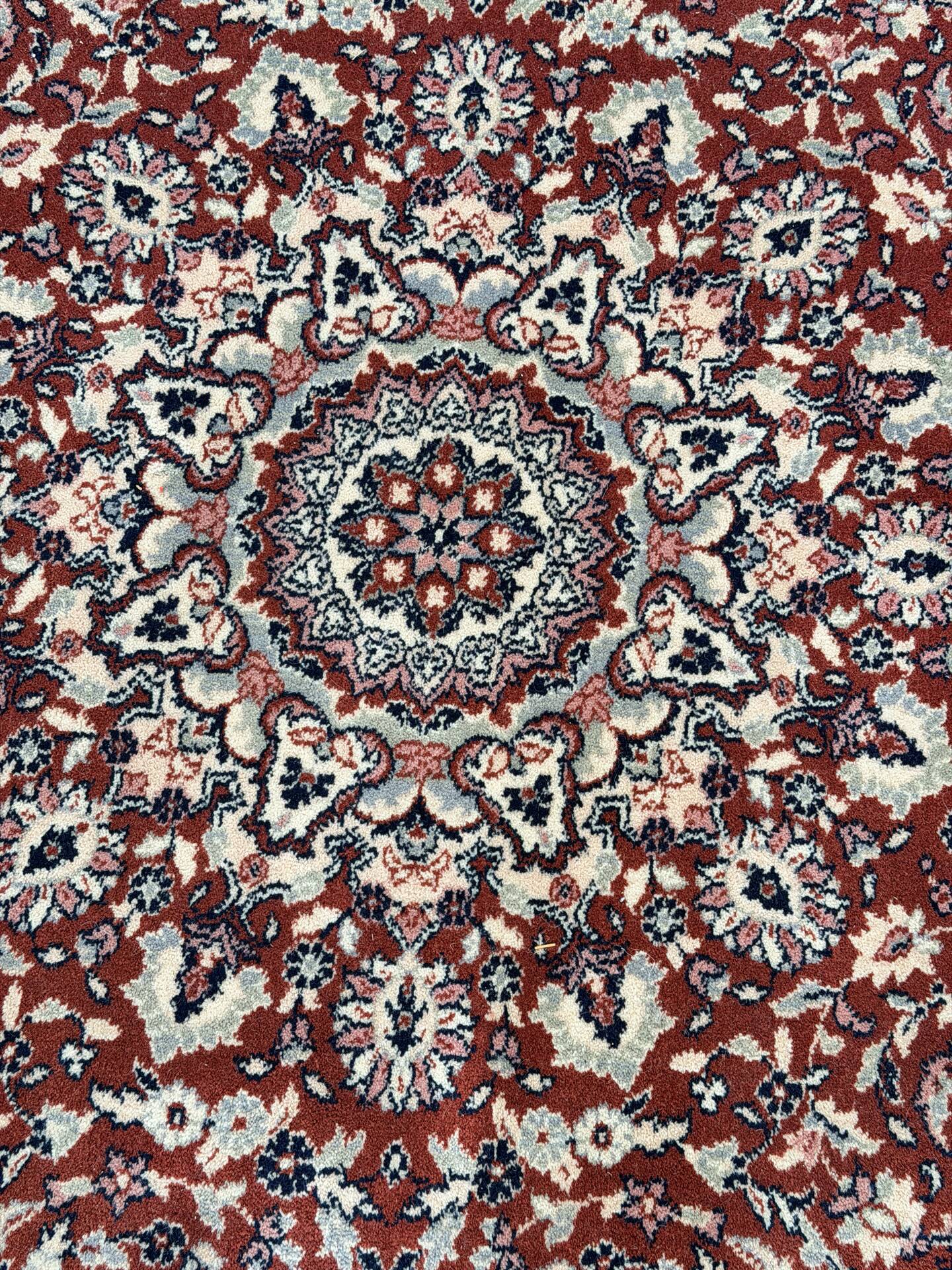 Large round vintage "Concerto" rug by Louis de Poortere – Persian style
