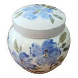 Ceramic pot and its lid
