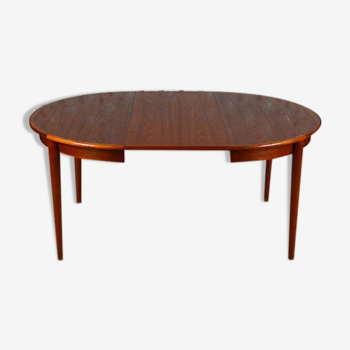 Scandinavian design round table in vintage teak 1960