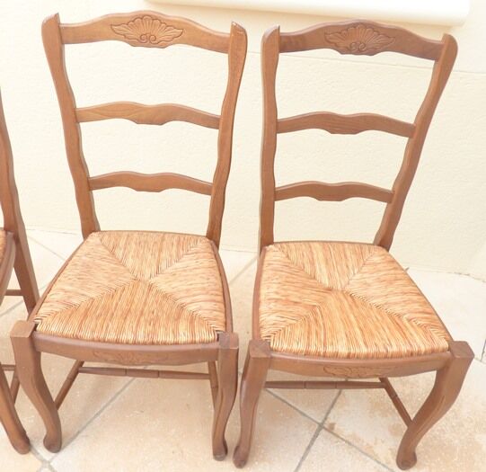 8 Straw chairs with high backs in solid wood