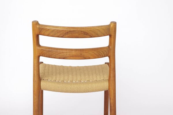 Chaise Niels Otto Møller modèle 84   1 sur 8 disponibles   Teck danois, années 1970