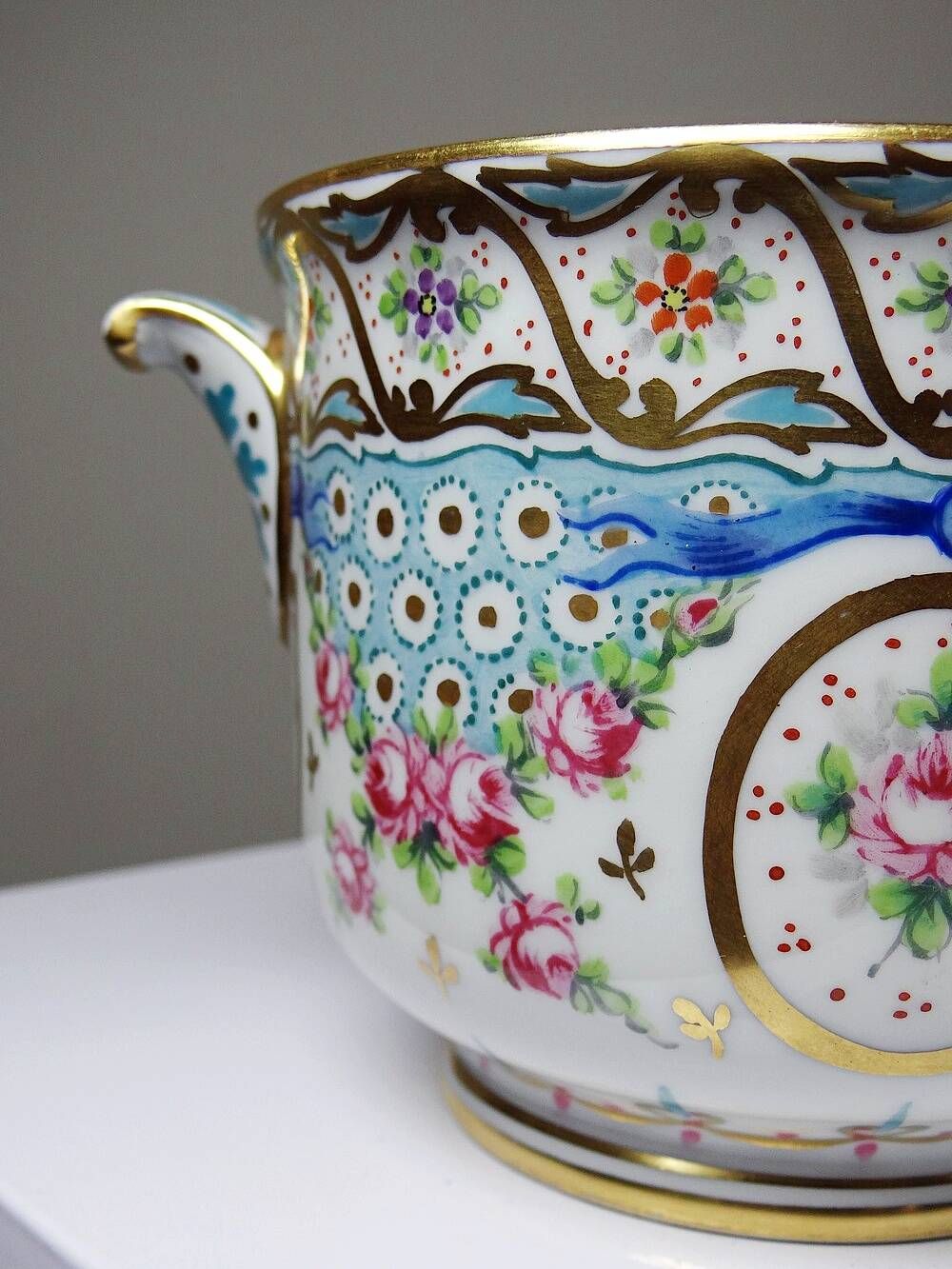 Old Limoges porcelain bowl/pot, hand-painted, M. Carpezat, 1900-1930