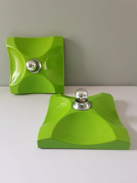Pair of Italian sconces - Fael "Scudo"