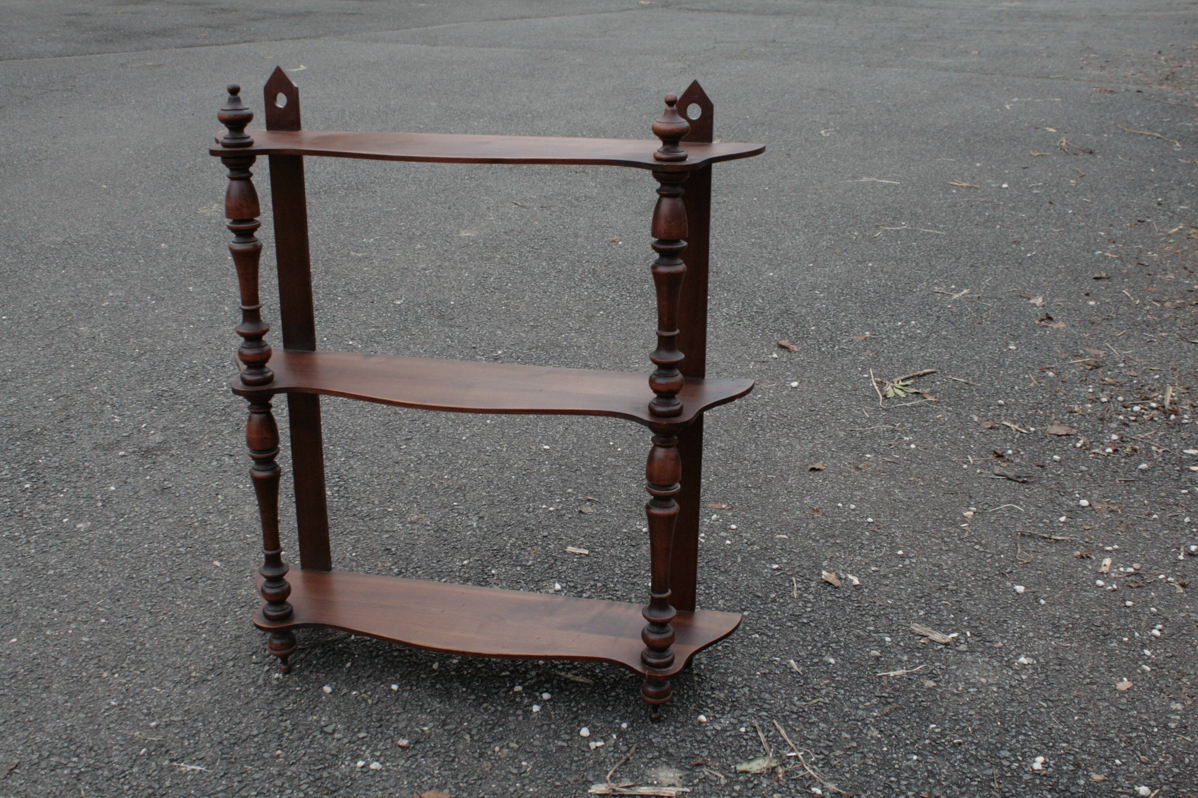 Napoleon III style shelves