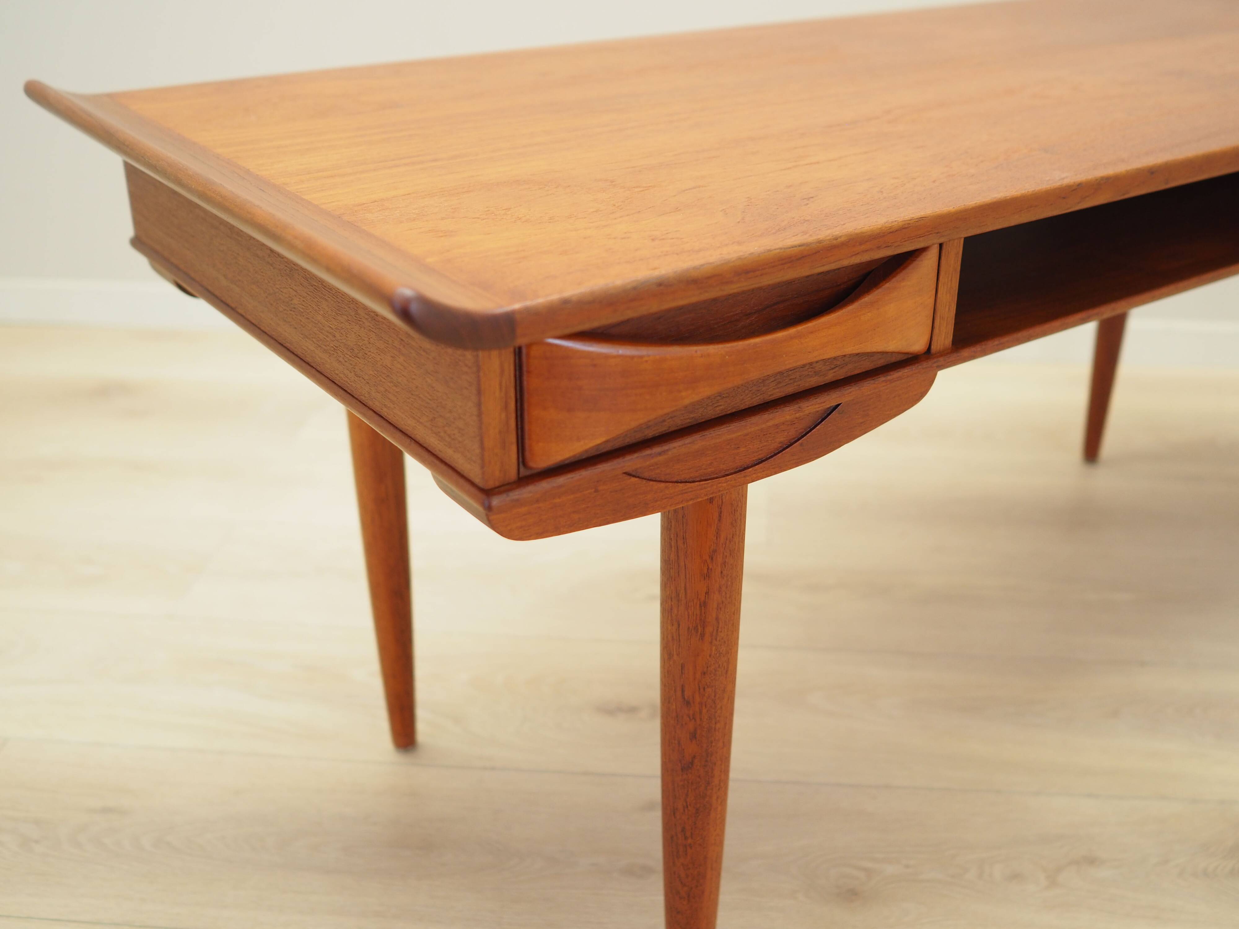 Teak coffee table, Danish design, 1970s, production: Denmark