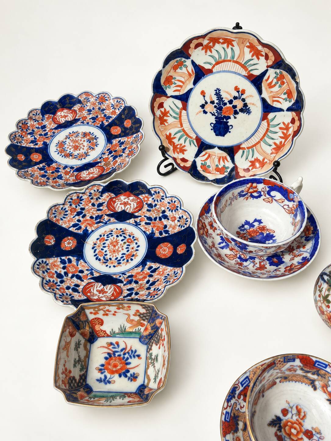 Set of antique Minton porcelain and Imari decoration – 19th century