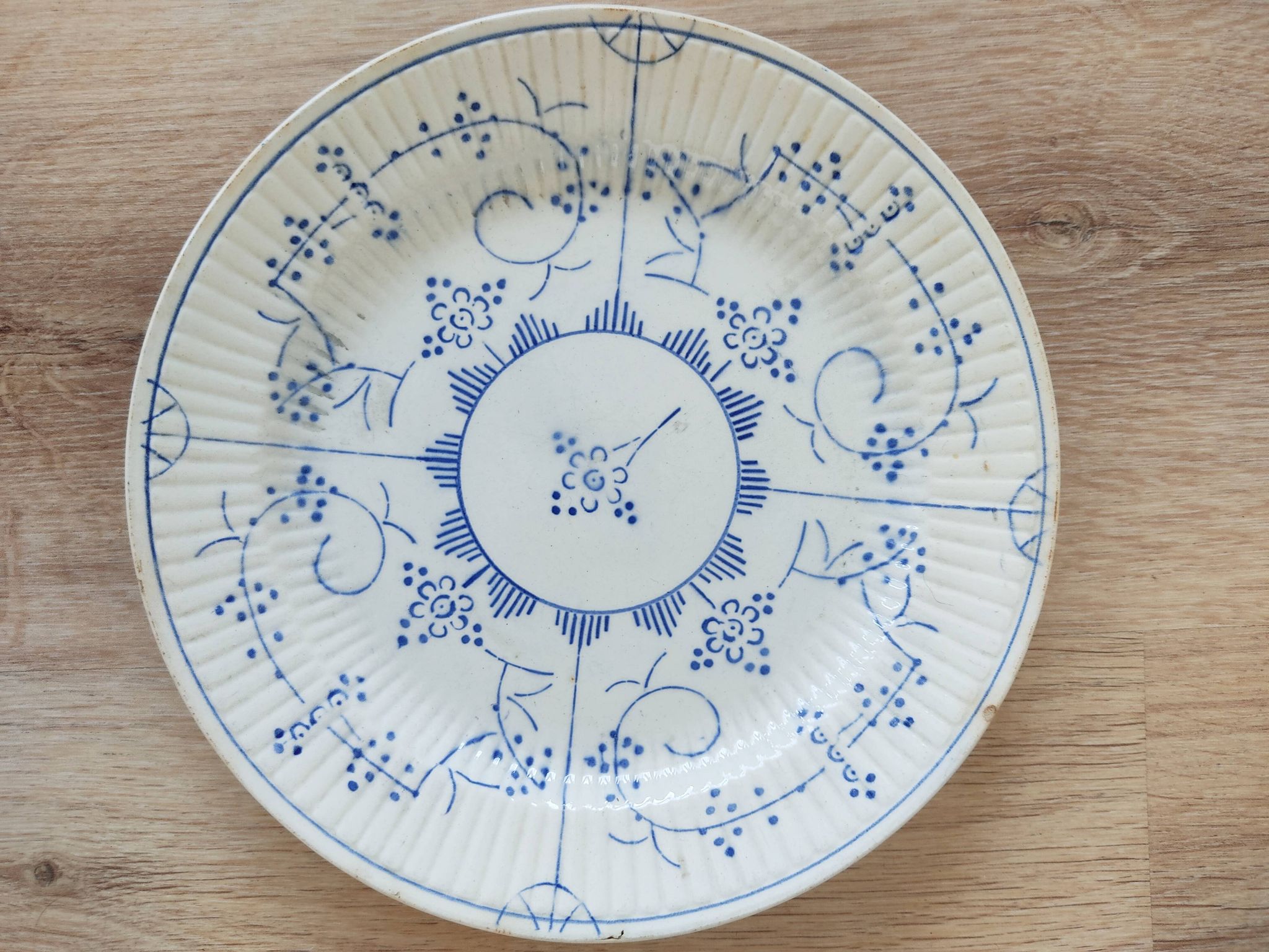 Ensemble de 14 assiettes Copenhague Boch frères Keramis