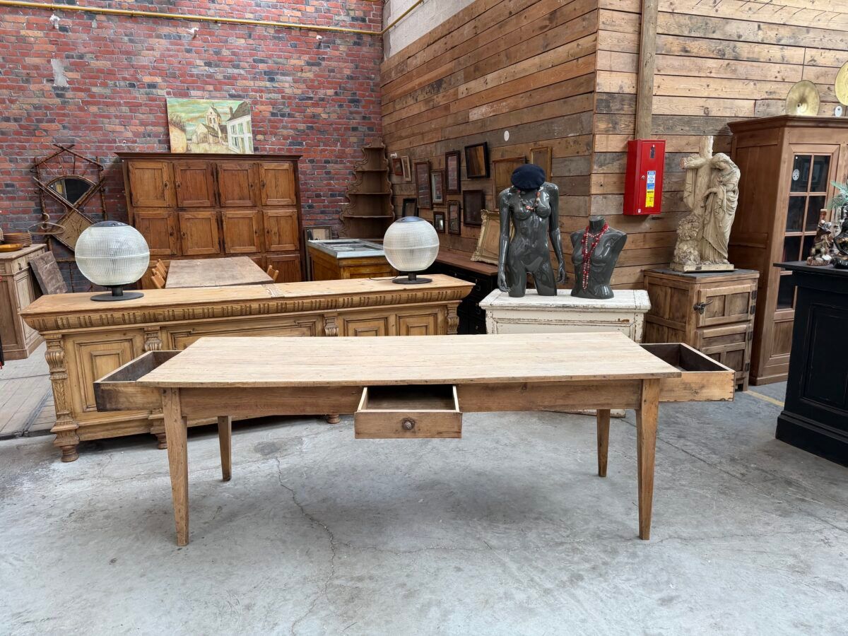 Oak farmhouse table from the early 20th century.