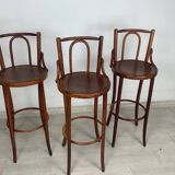 Bar stool