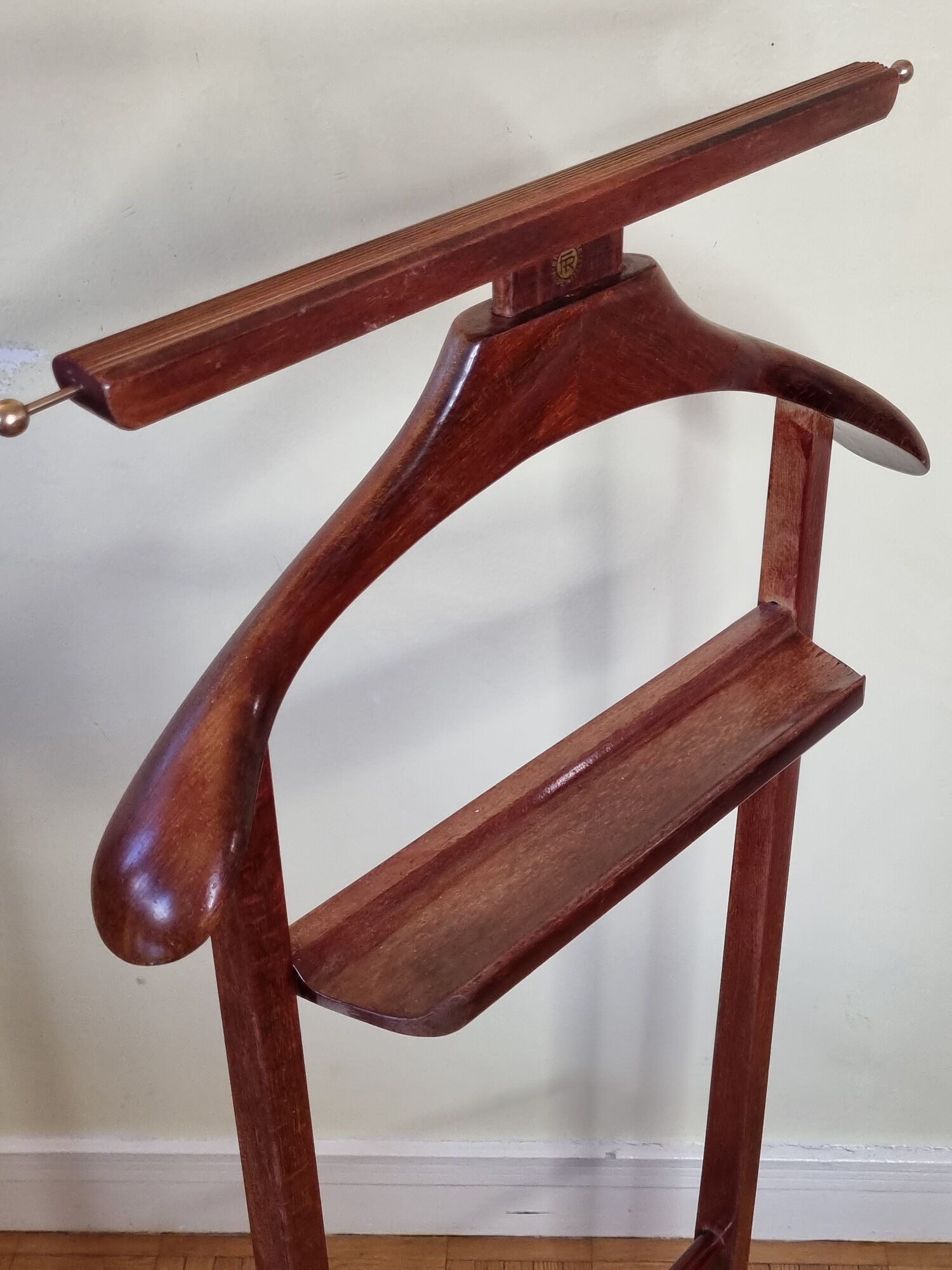 Valet de nuit Fratelli Reguitti, wooden, 50s