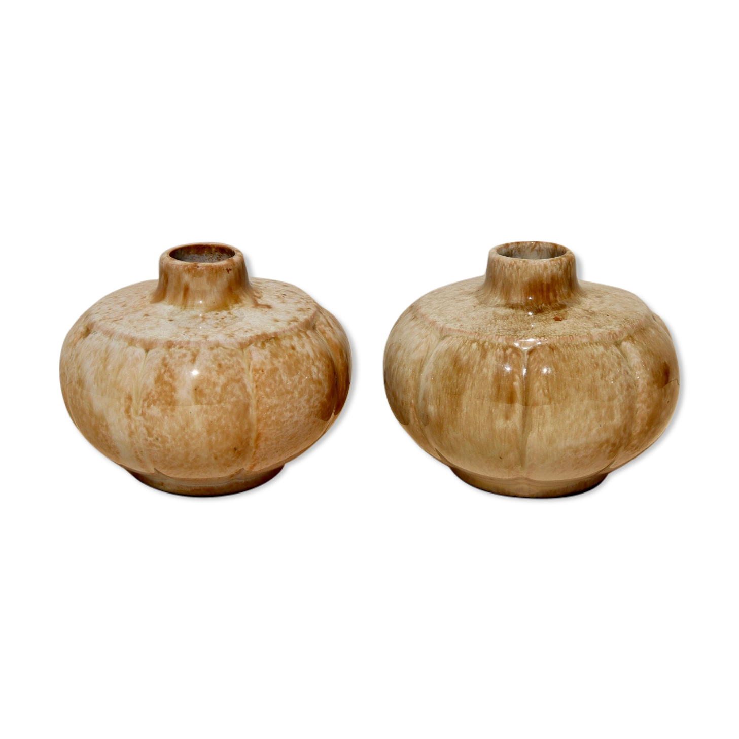 Set of two ceramic vases