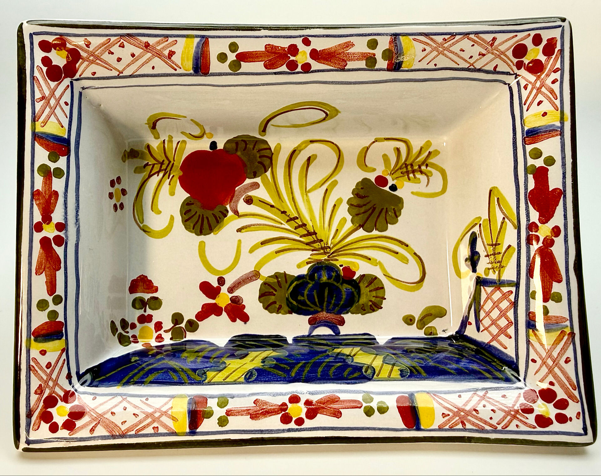 Catch-all tray