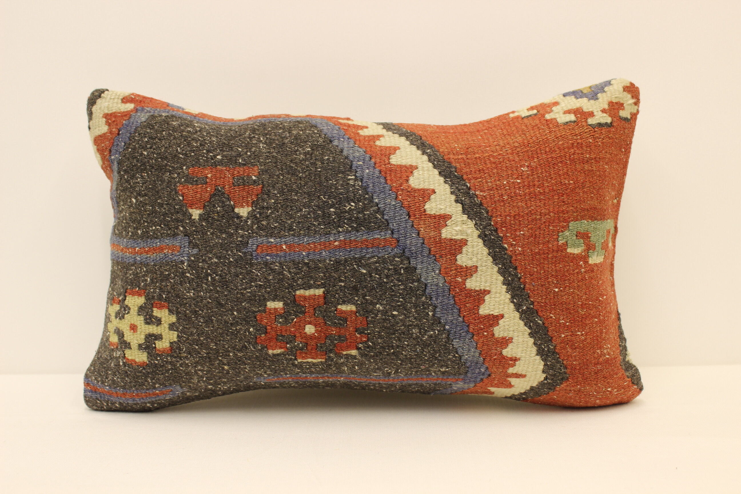 Housse de coussin kilim 30x50.