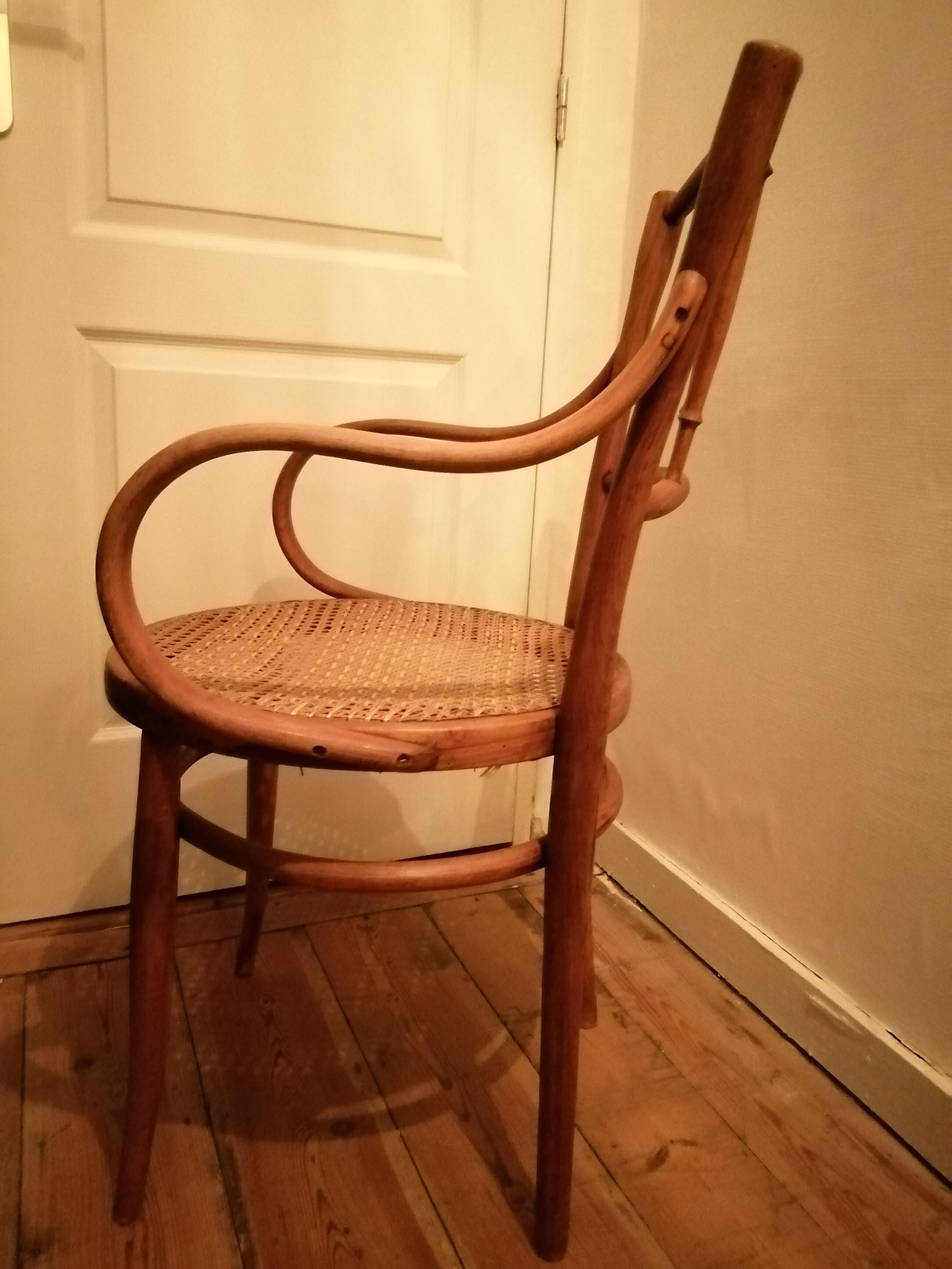 Fauteuil canné