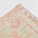 Tapis vintage rouge pâle et beige
