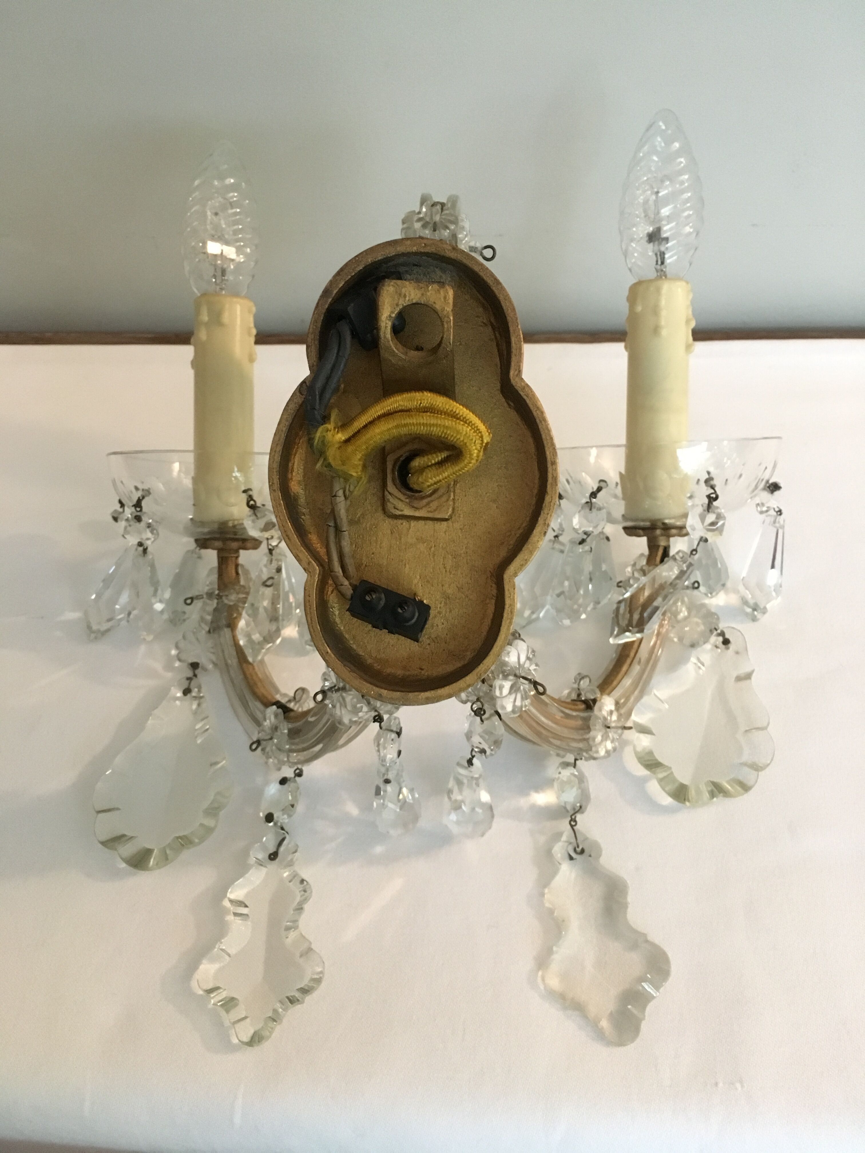 Two-arm crystal light wall light