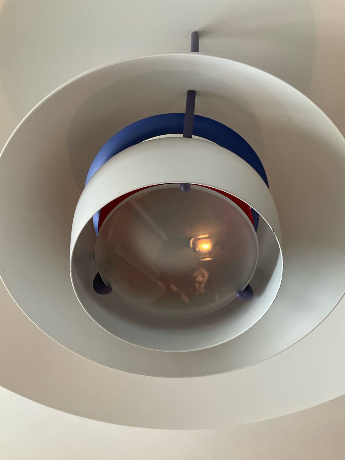 Suspension PH5 Louis Poulsen par Poul Henningsen