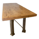 Grande table industrielle