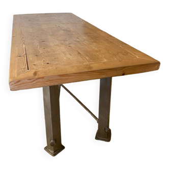 Grande table industrielle