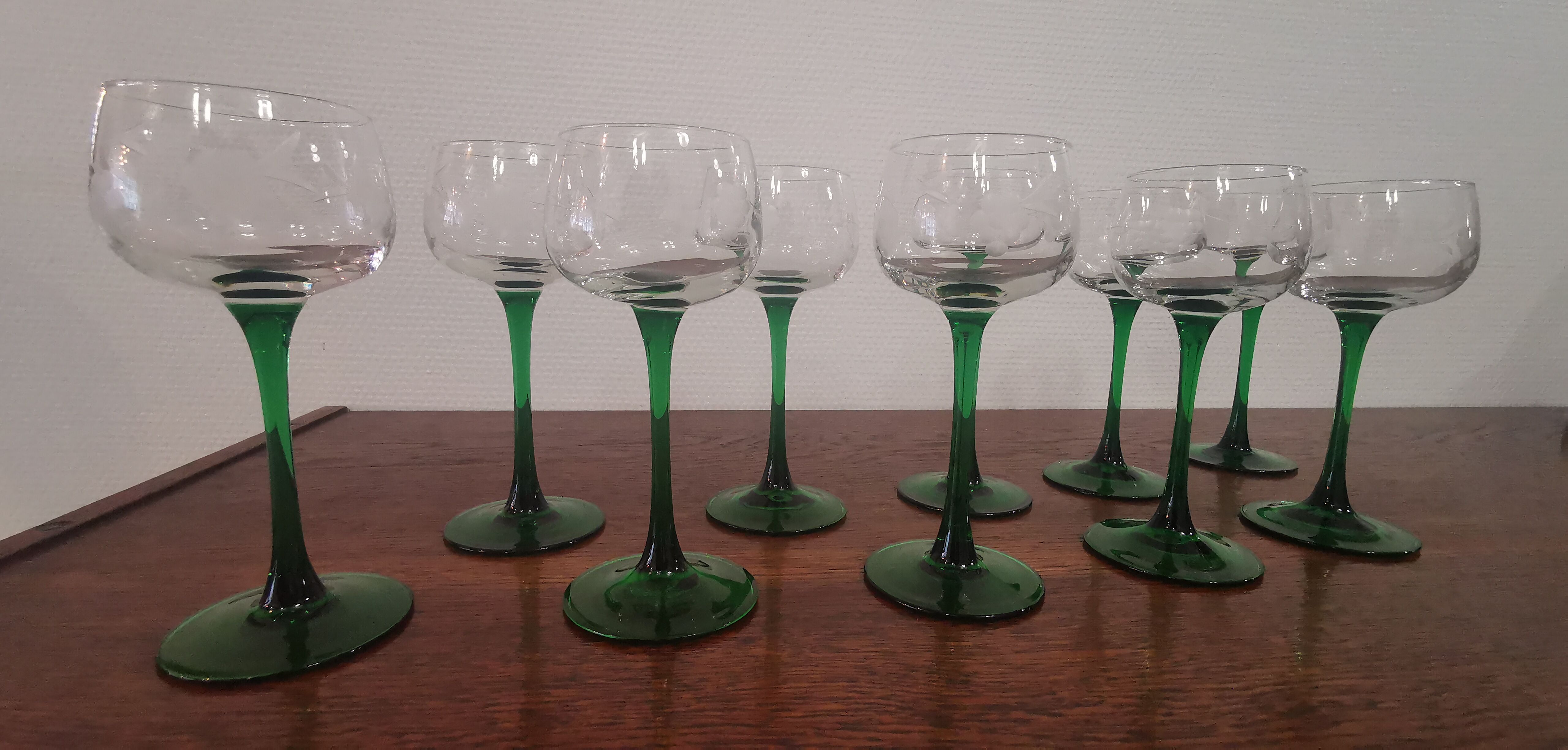 Lot of 10 Old green-stemmed wine glasses from Alsace Engraved vine decoration ARC crystal