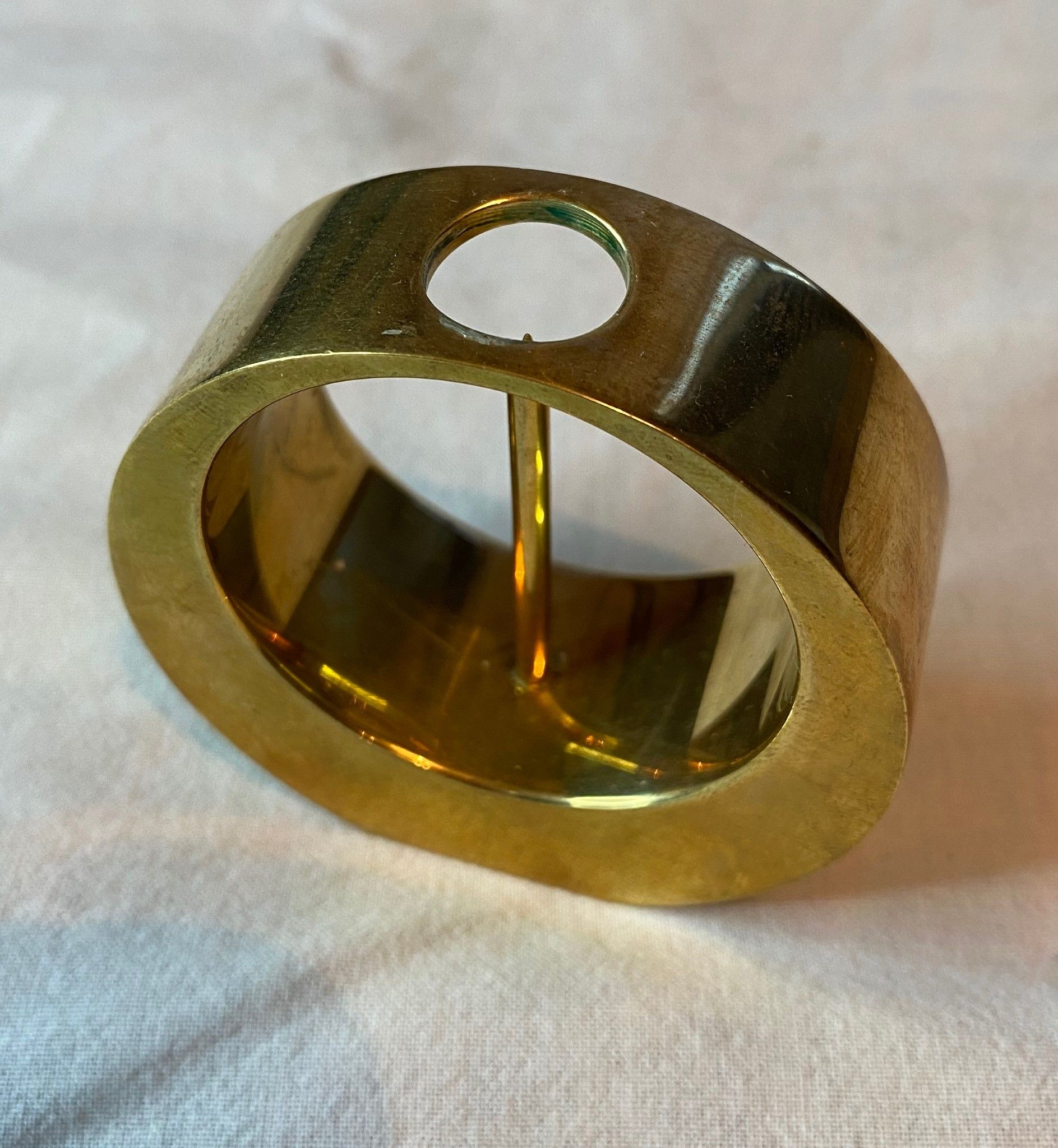 Arthur PE brass candle holder