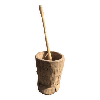 ANCIENT AFRICAN WOODEN MORTAR AND PESTLE 3