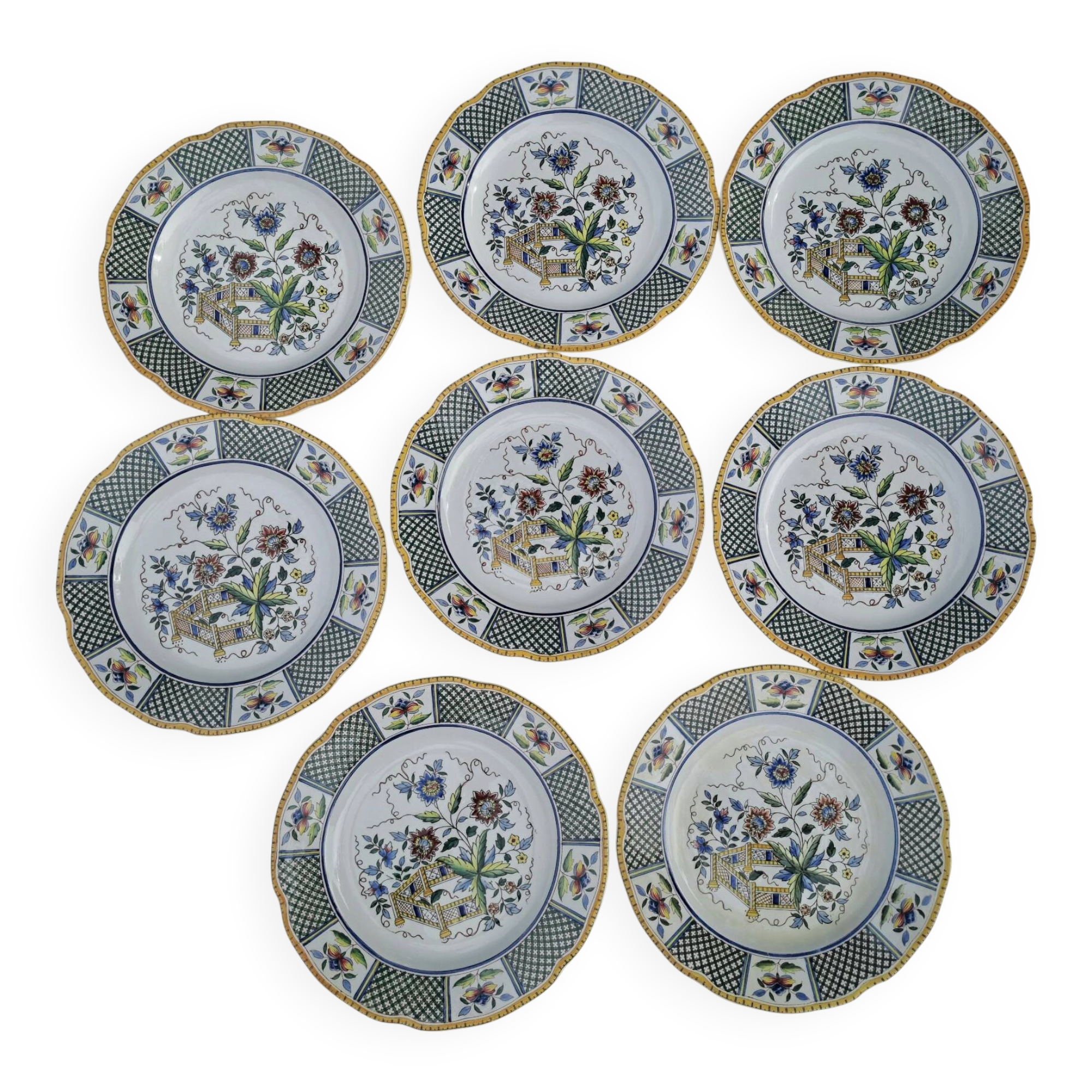 8 assiettes à dessert Sarreguemines modèle Montmorency