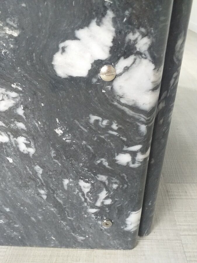Table basse design années 80 vintage marbre verre