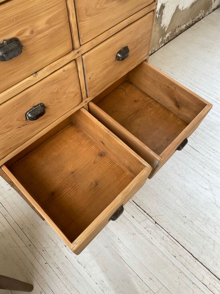 Craft furniture with drawers shell handles