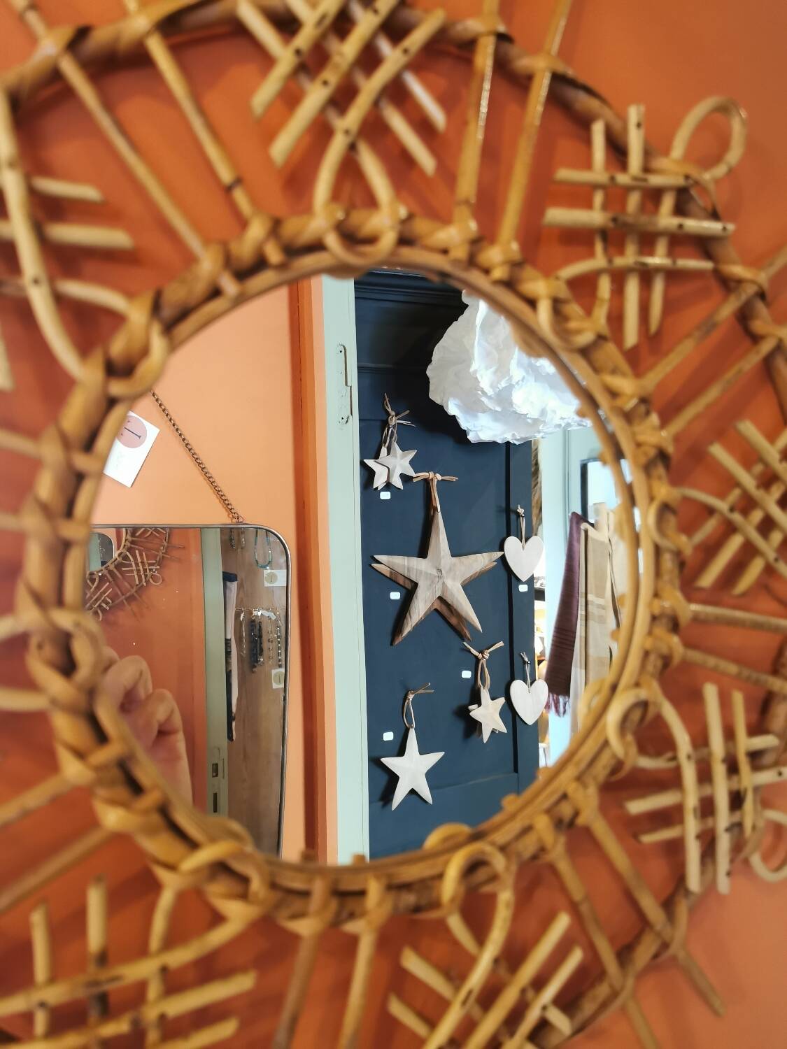 Miroir vintage en rotin