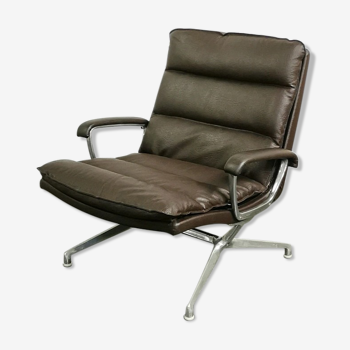 Lounge chair by Paul Tuttle, Strassle International, 1960
