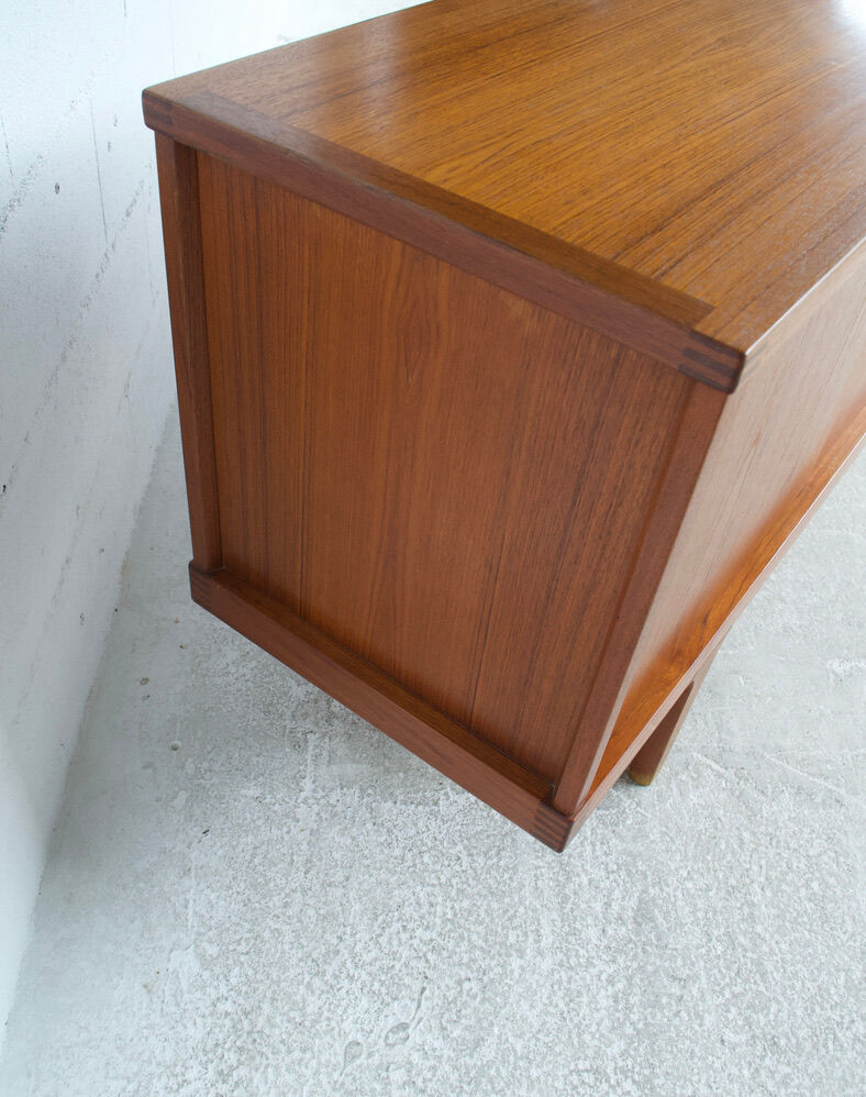 Teak sideboard Henning kjaernulf 60' years K/S mobelbafrik editor