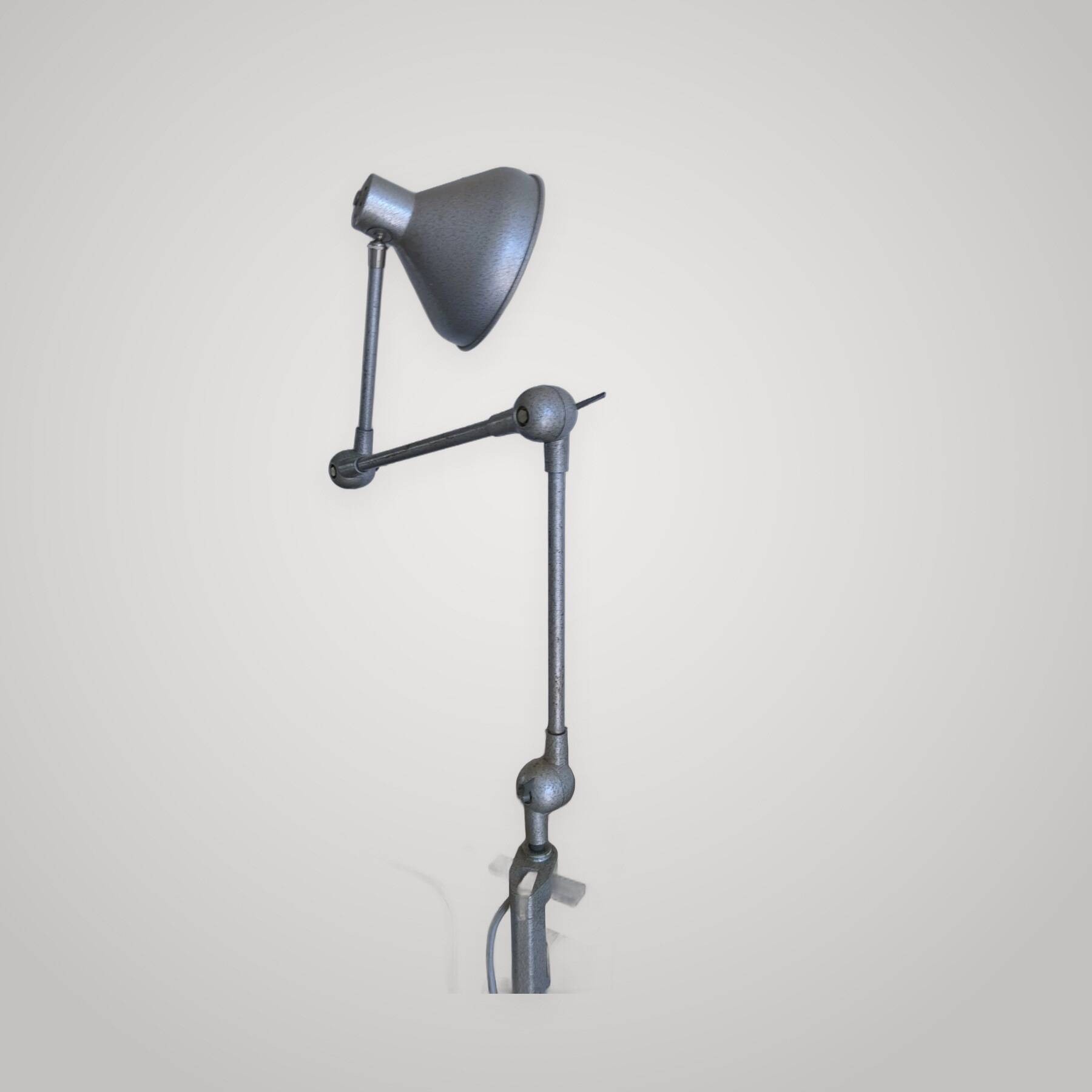 Jielde - Lampe industrielle articulée 3 bras 50'S